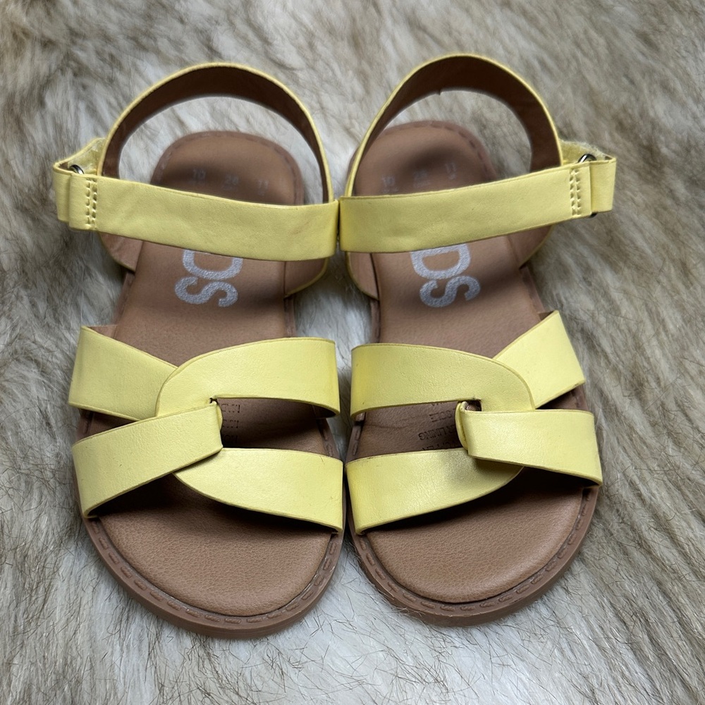 Cotton On Kids Girls Yellow Strappy Sandals Size 11